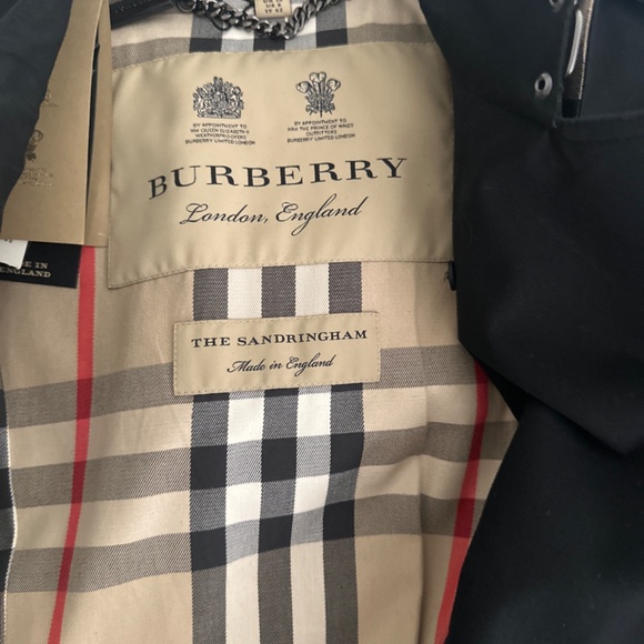 Burberry Heritage Trench Coat - Picture 3 of 4